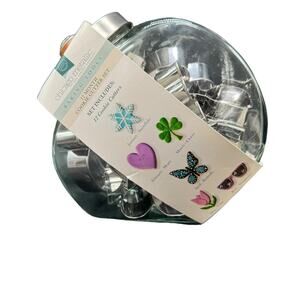 Chicago Metallic Set of 12 Month Cookie Cutters with Cookie Jar NWT